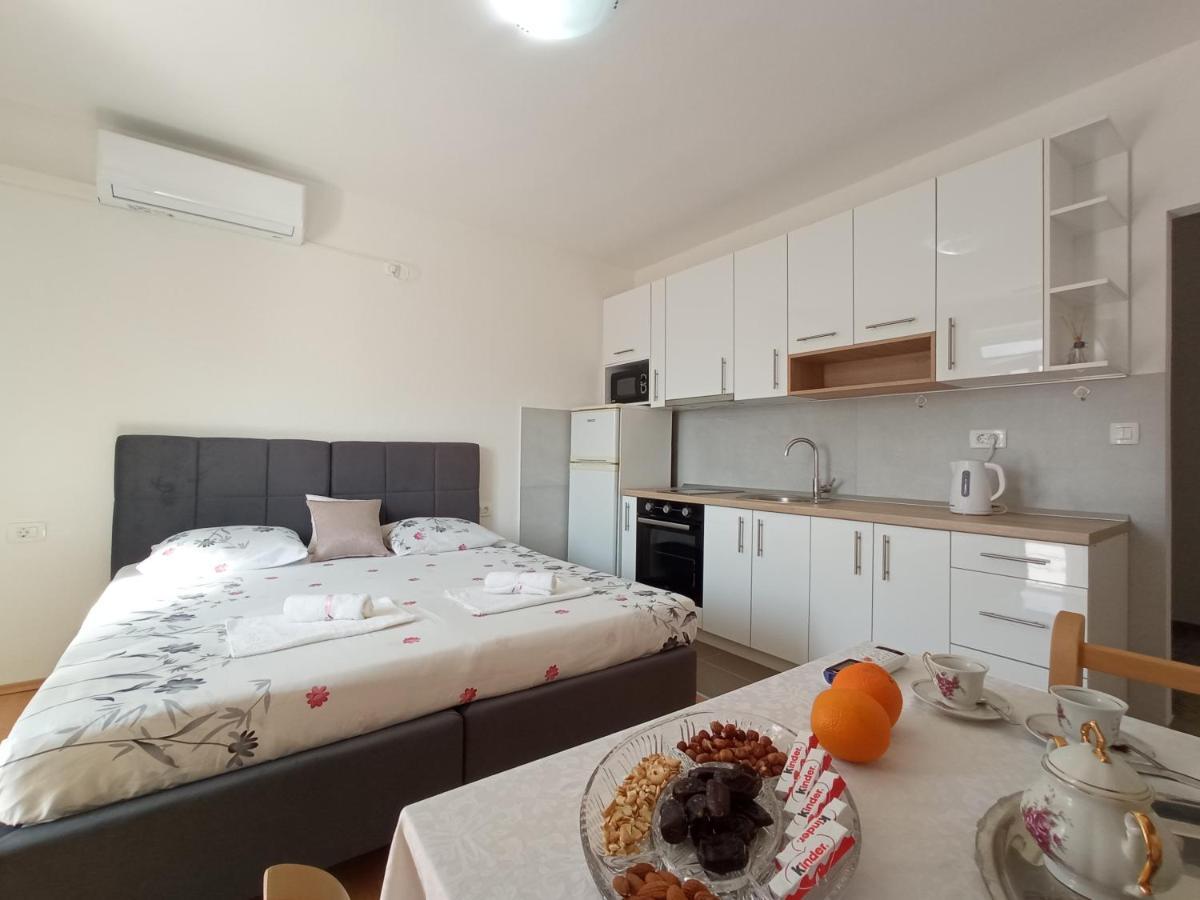 Sun Studio Apartment Komolac Ngoại thất bức ảnh